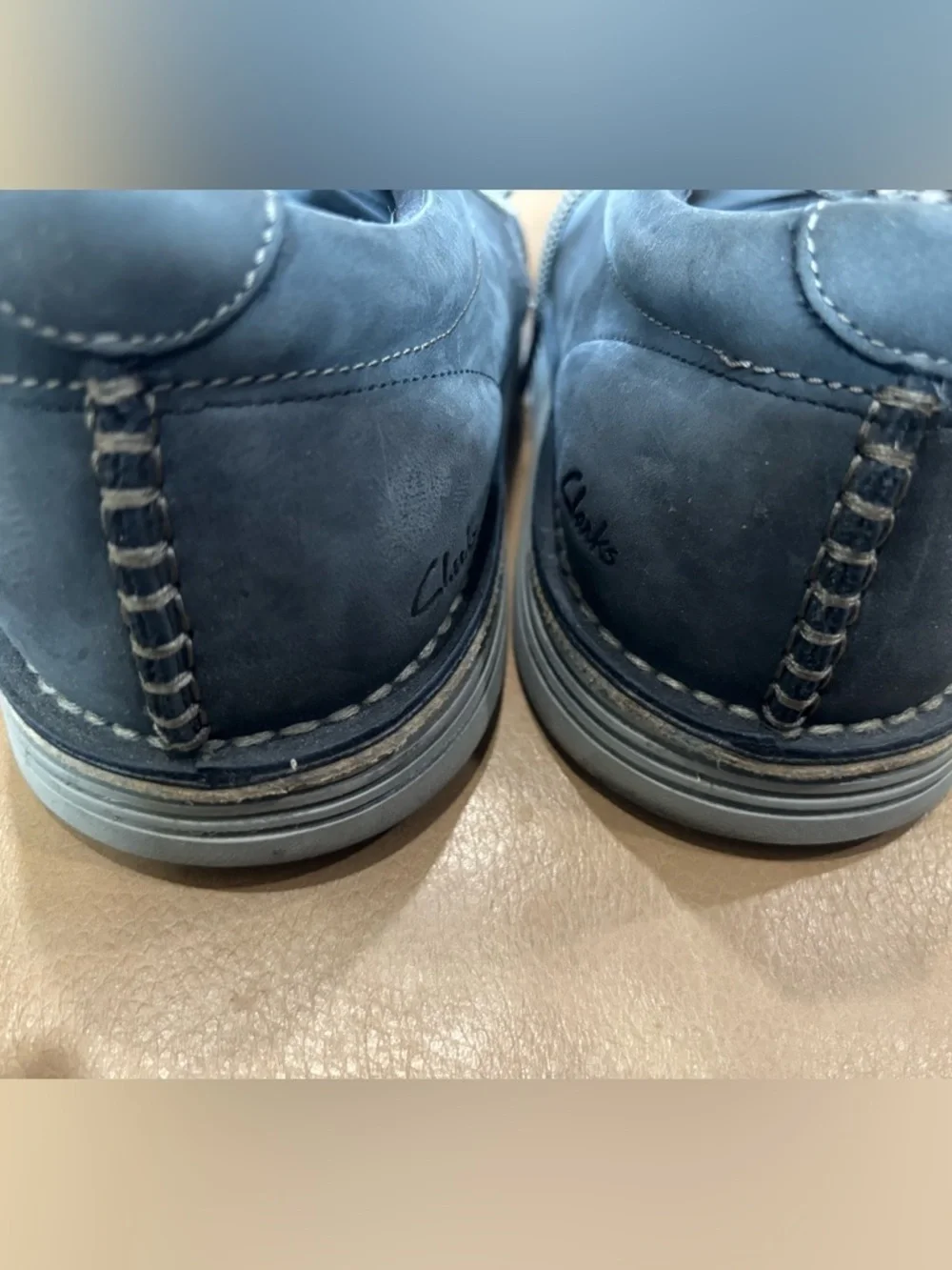 Clarks Men's Navy Suede Chukka Lace-Up dress Oxford shoes